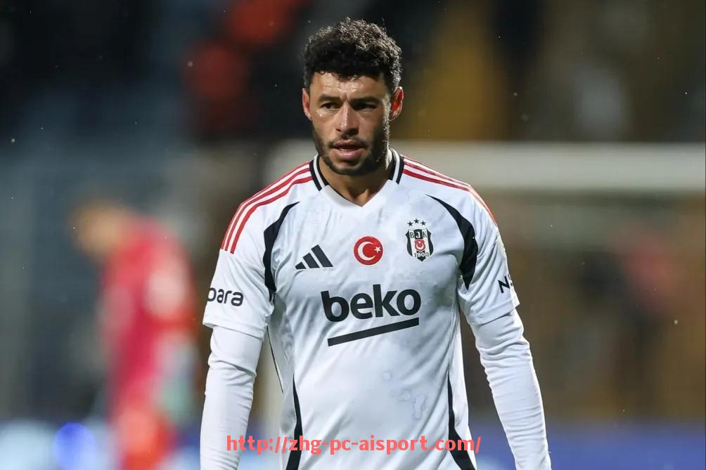 爱体育-世俱杯比赛精彩回顾与关键技术动作解析